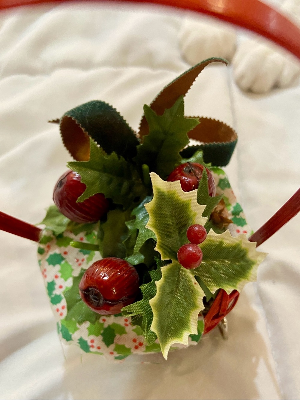 Vintage musical Christmas Holiday ornament wicker basket Holly and Berries